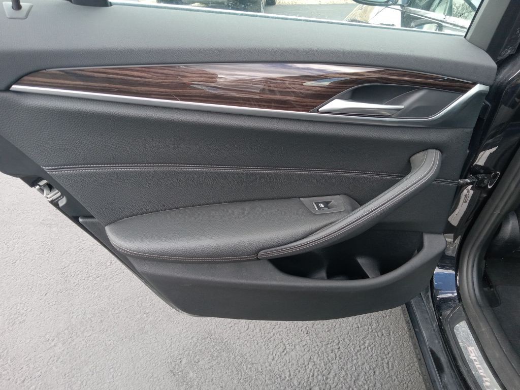 2019 BMW 5 Series Image 13
