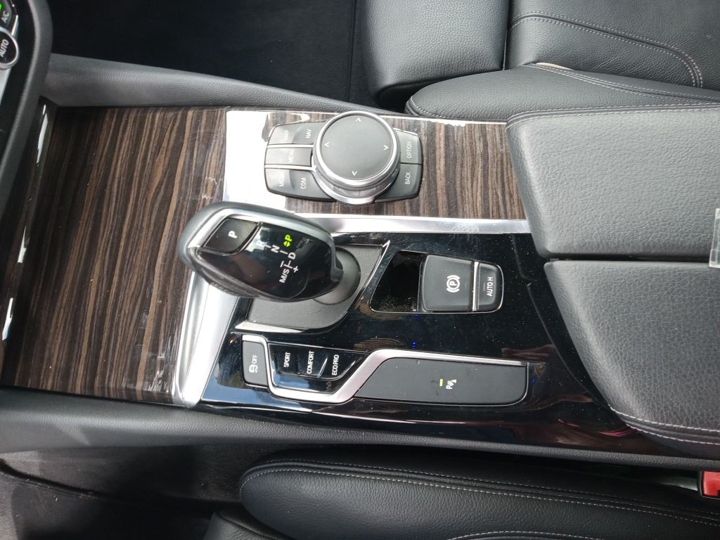 2019 BMW 5 Series Image 26
