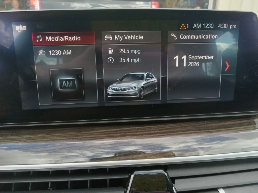 2019 BMW 5 Series Image 30