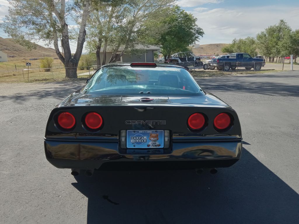 1989 Chevrolet Corvette Image 4