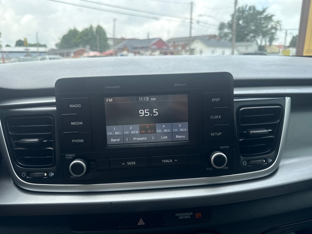 2019 Kia Rio Image 14