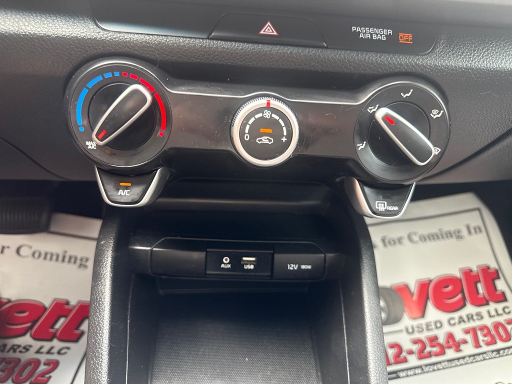 2019 Kia Rio Image 16