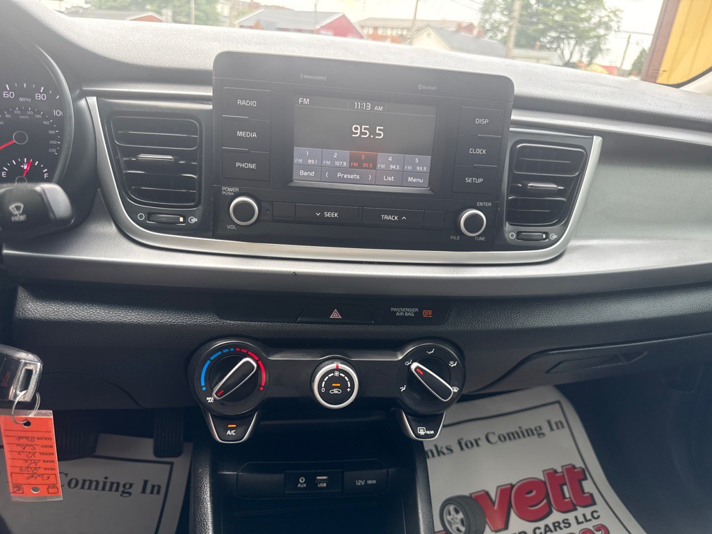 2019 Kia Rio Image 17