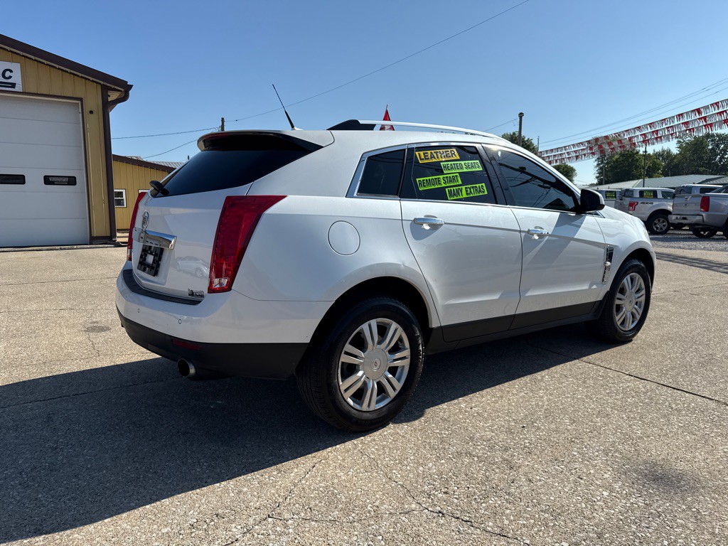 2010 Cadillac SRX Image 17