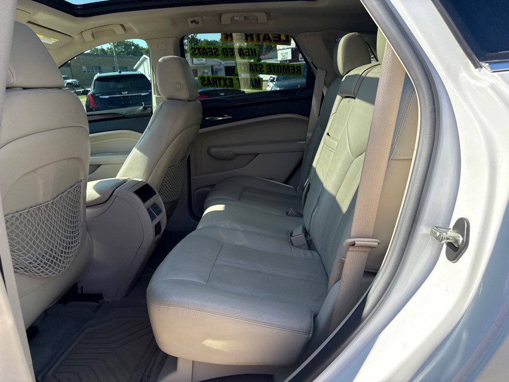 2010 Cadillac SRX Image 20