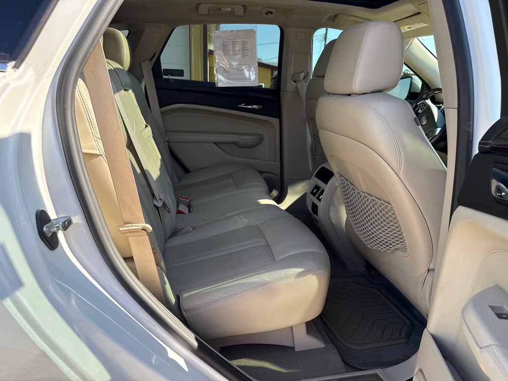 2010 Cadillac SRX Image 21
