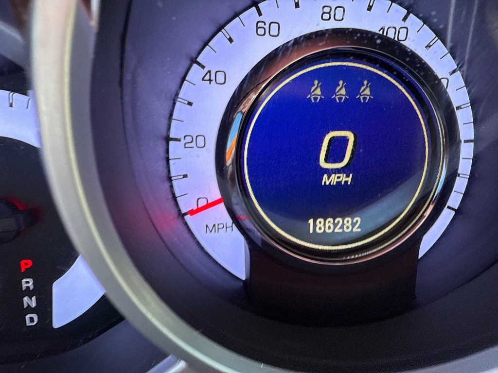 2010 Cadillac SRX Image 24