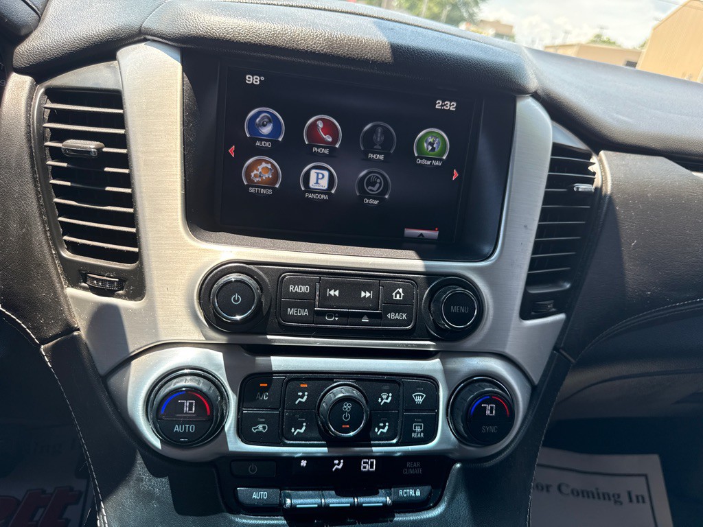 2015 GMC Yukon Image 17