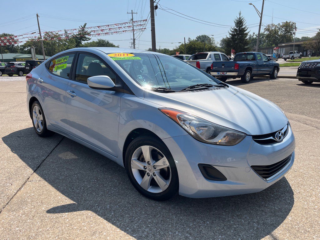 2011 Hyundai Elantra Image 3