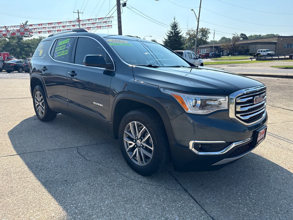 2019 GMC Acadia Image 3