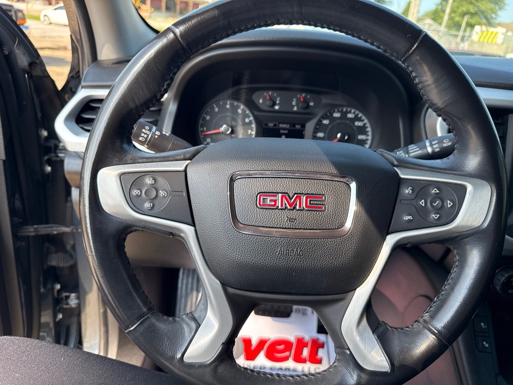 2019 GMC Acadia Image 18