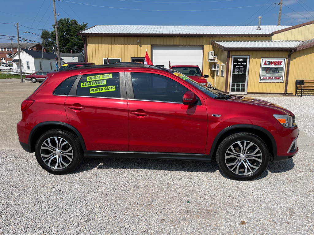 2018 Mitsubishi Outlander Image 4