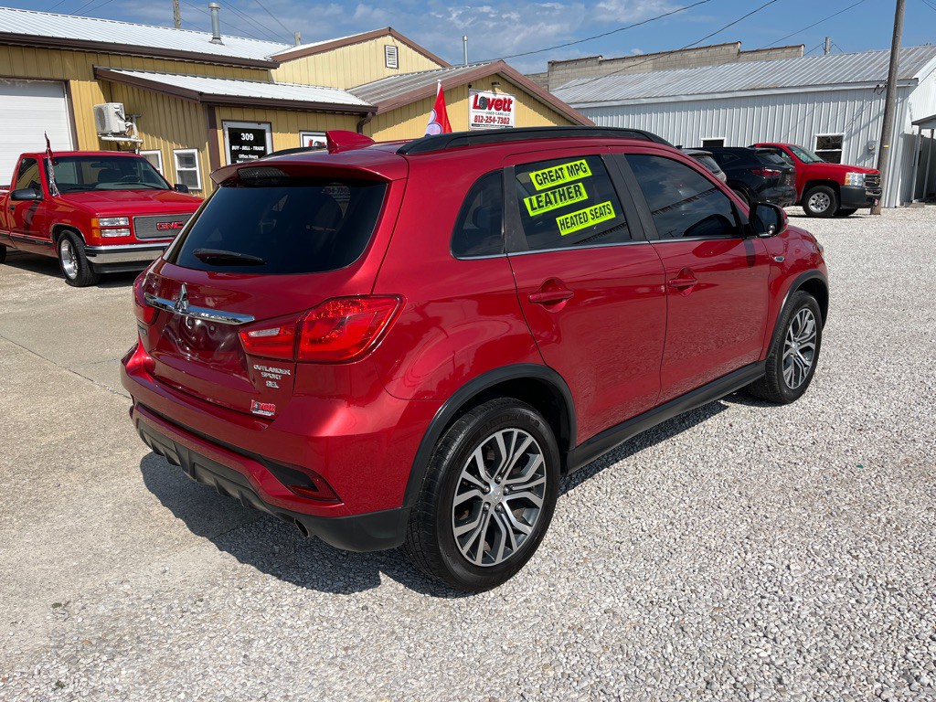 2018 Mitsubishi Outlander Image 5