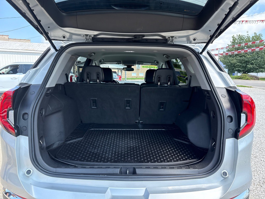 2020 GMC Terrain Image 22