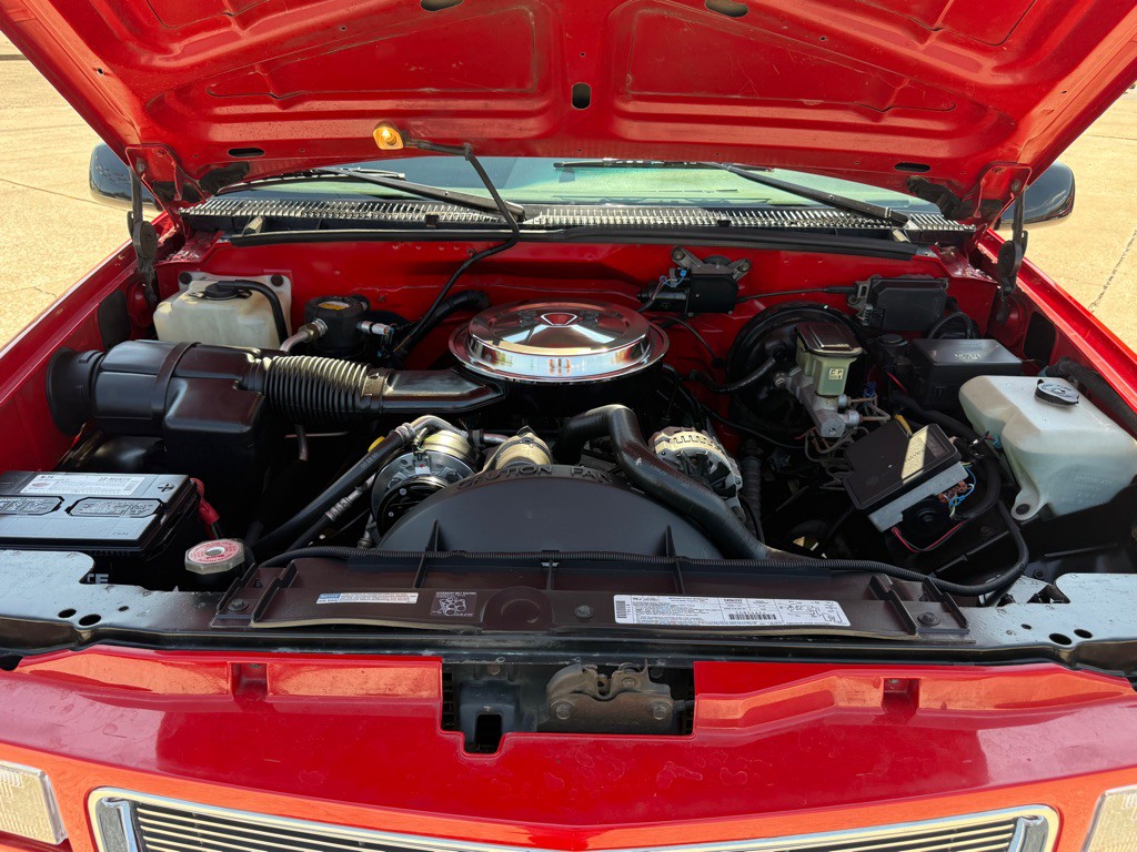 1995 GMC Sierra Image 4