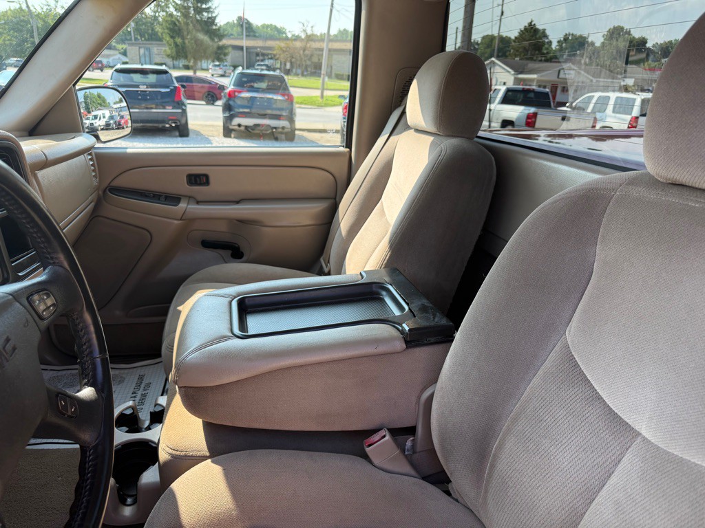 2005 GMC Sierra Image 15