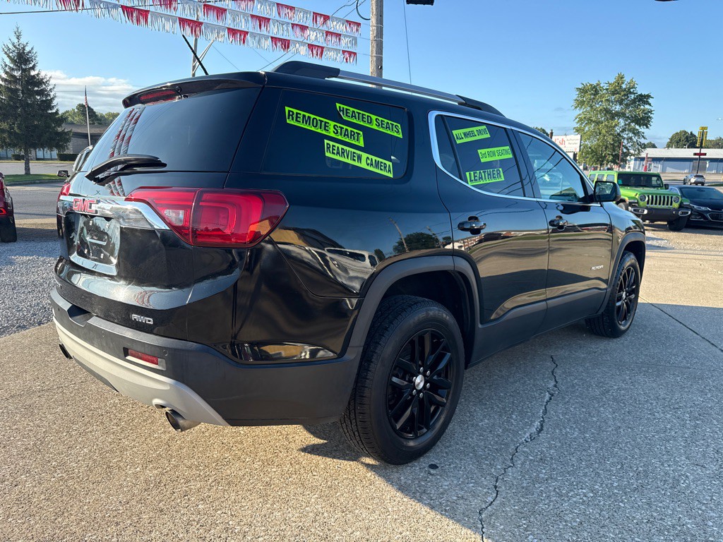 2017 GMC Acadia Image 5