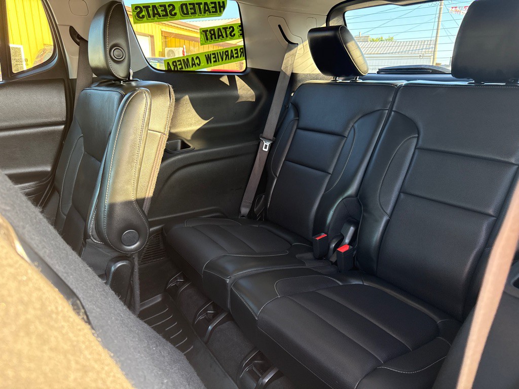 2017 GMC Acadia Image 8