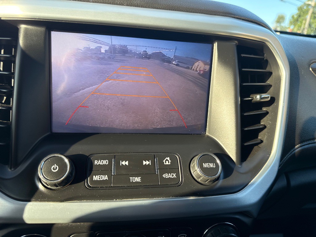 2017 GMC Acadia Image 19