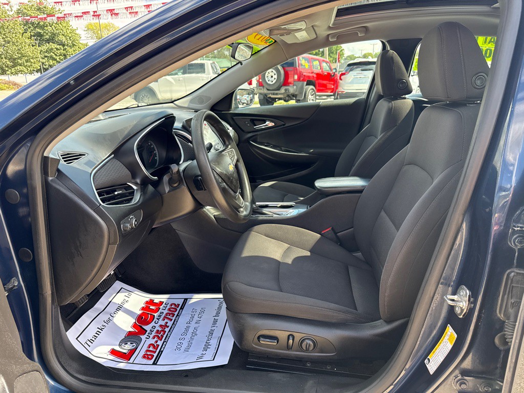 2019 Chevrolet Malibu Image 12