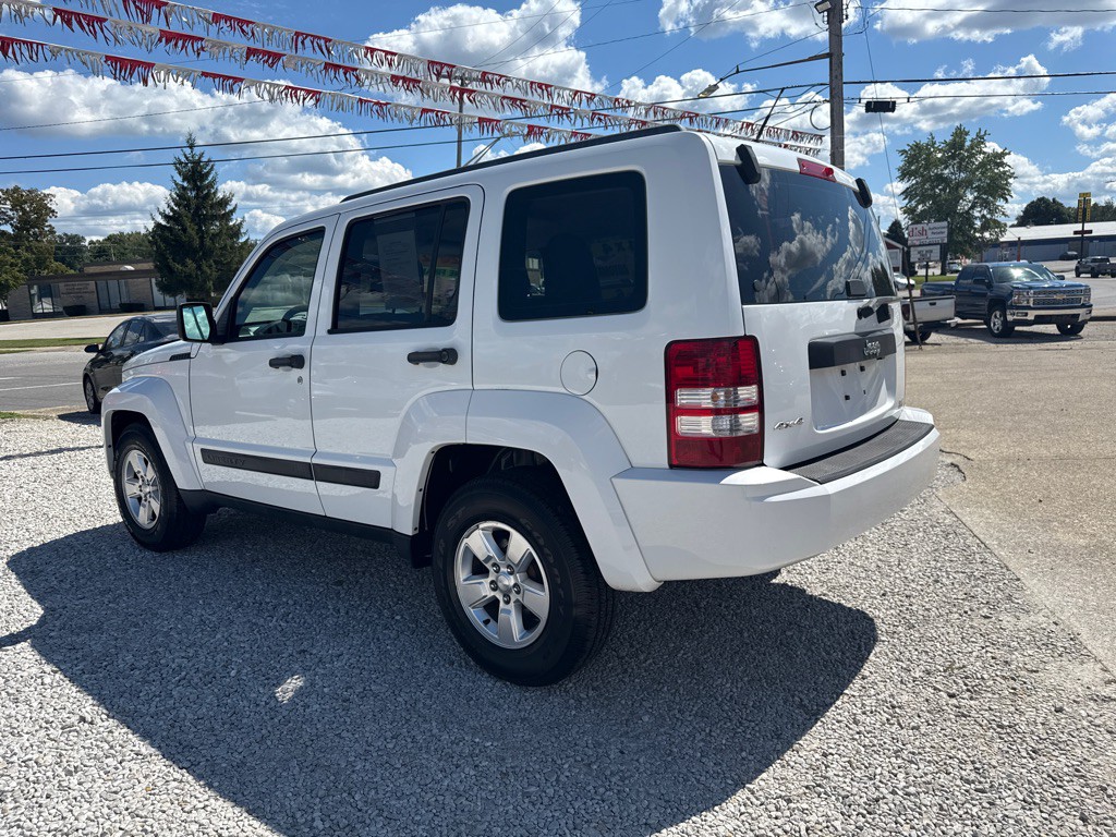 2012 Jeep Liberty Image 7