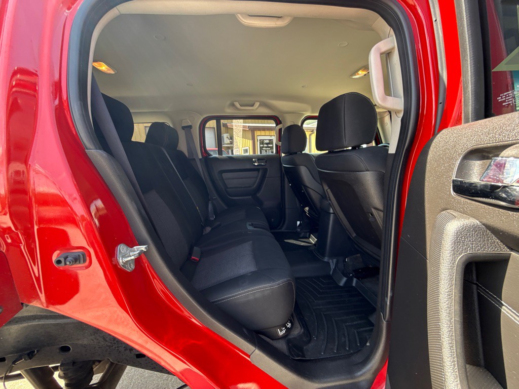 2006 HUMMER H3 Image 10