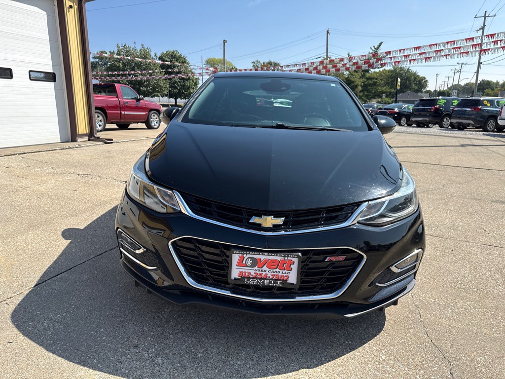 2017 Chevrolet Cruze Image 2