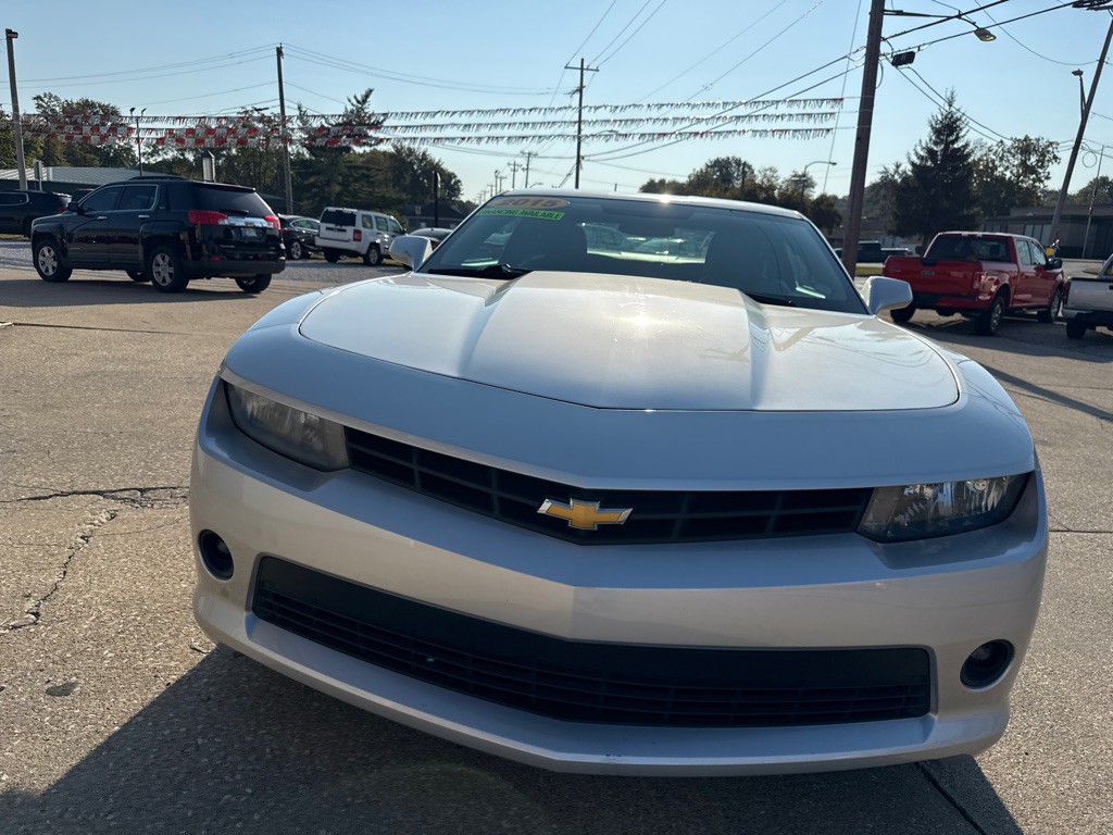 2015 Chevrolet Camaro Image 2