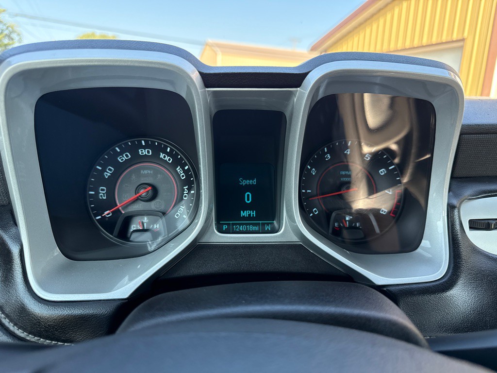 2015 Chevrolet Camaro Image 16