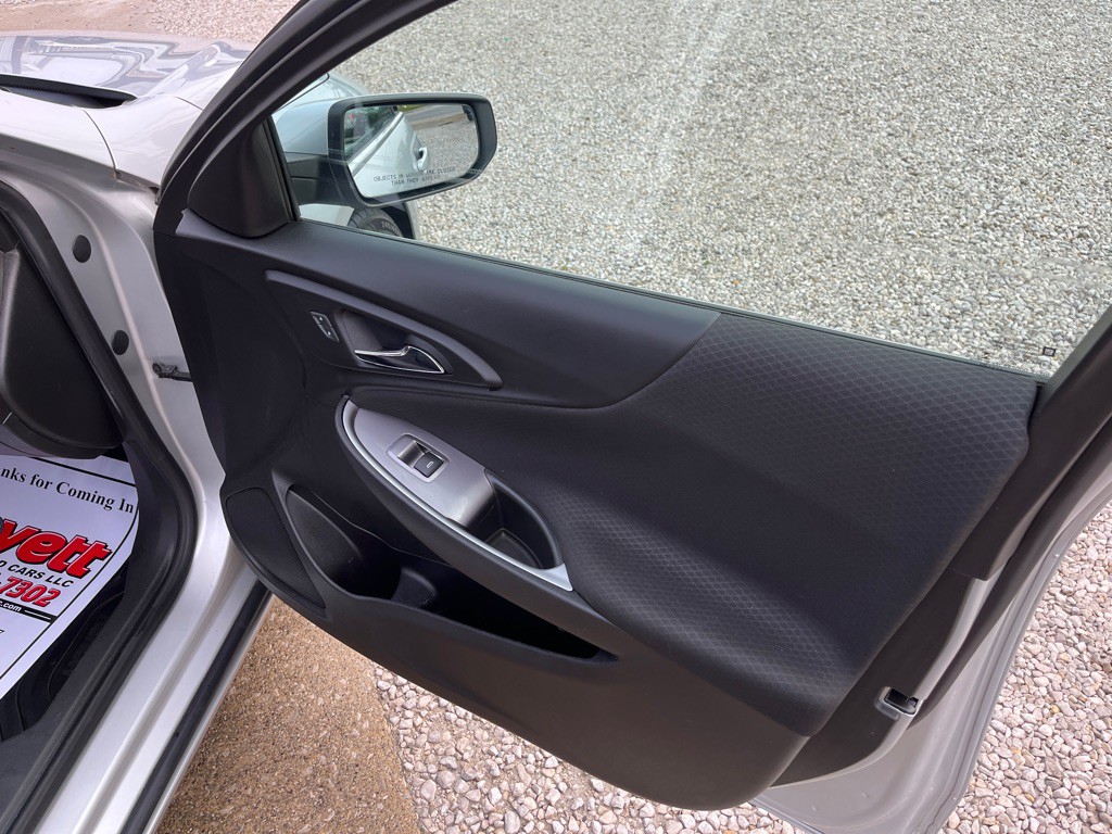 2020 Chevrolet Malibu Image 18