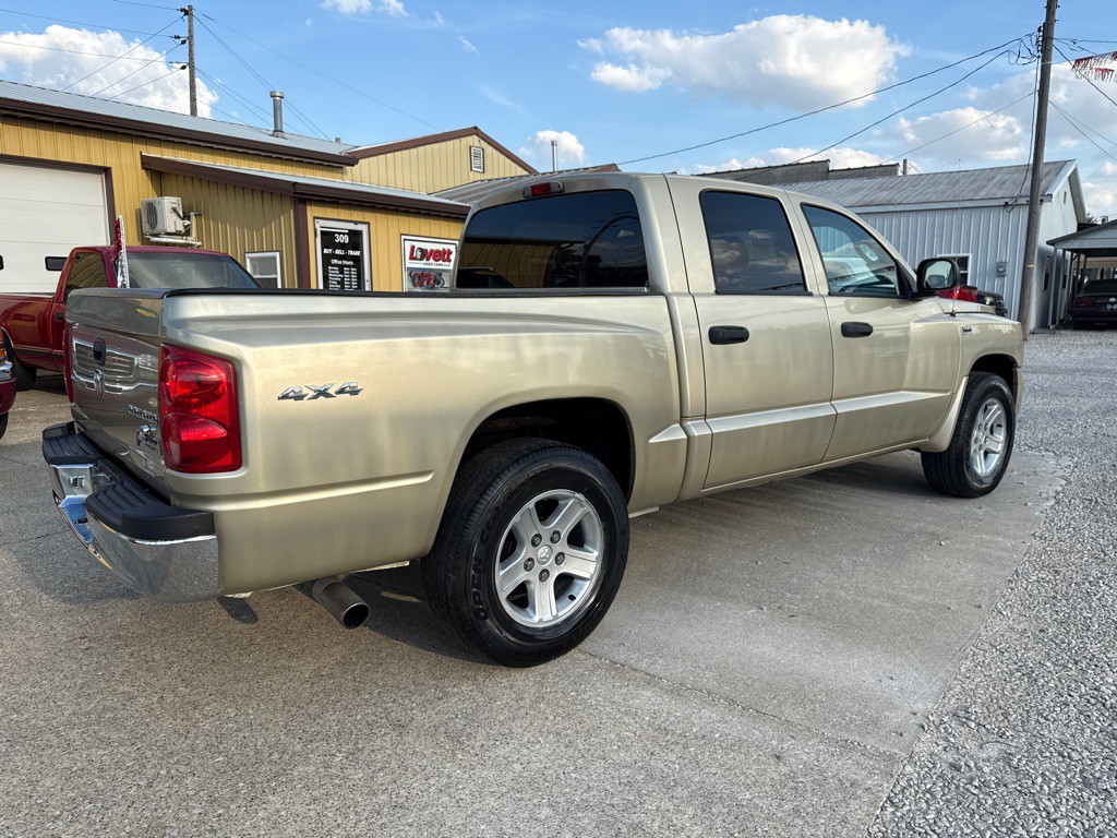 2011 Dodge Dakota Image 5