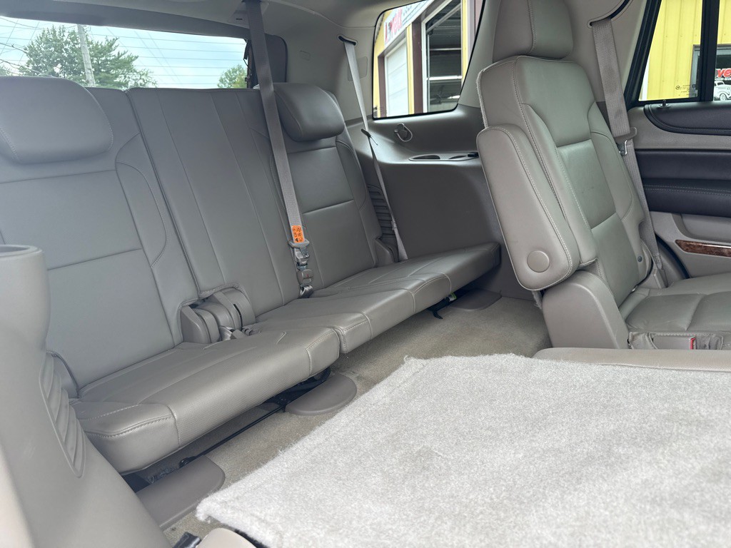 2015 Chevrolet Tahoe Image 12