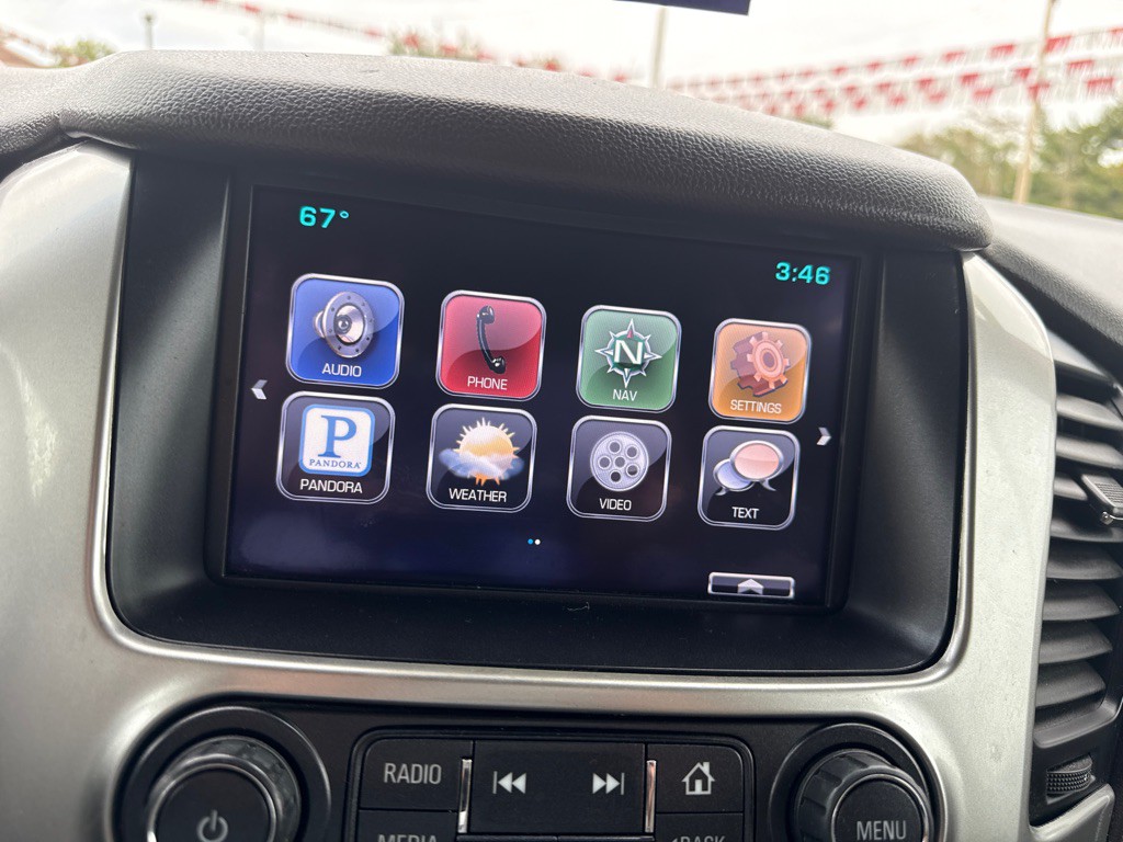 2015 Chevrolet Tahoe Image 21
