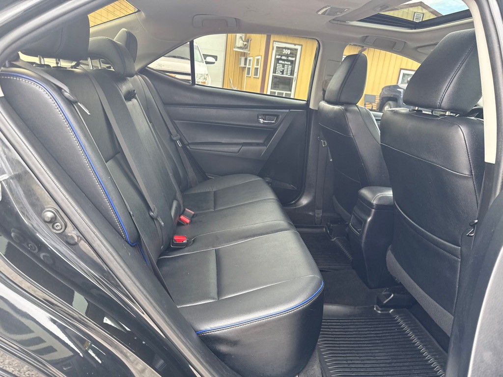 2018 Toyota Corolla Image 11