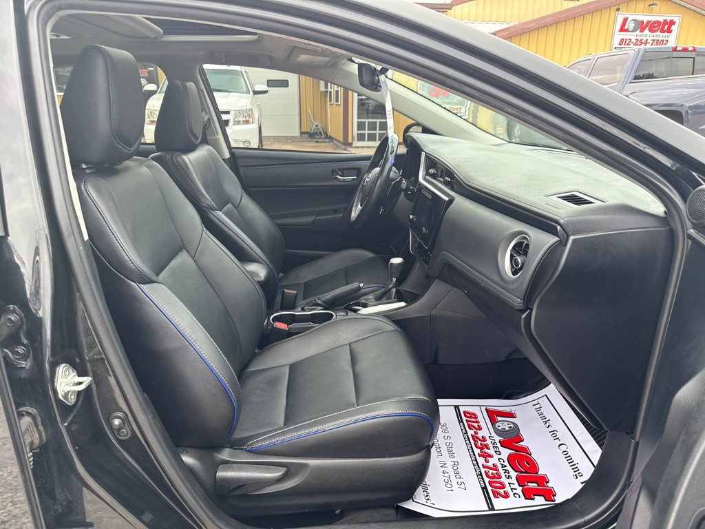 2018 Toyota Corolla Image 12
