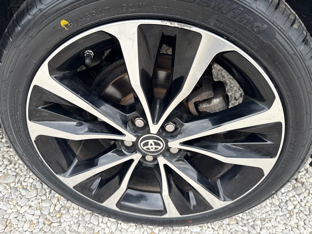 2018 Toyota Corolla Image 21