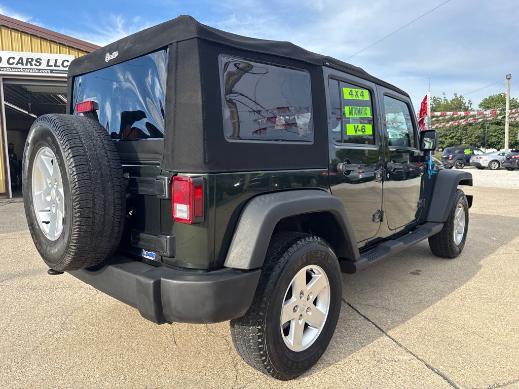 2011 Jeep Wrangler Unlimited Image 4