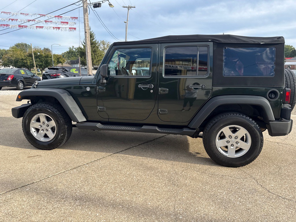 2011 Jeep Wrangler Unlimited Image 7