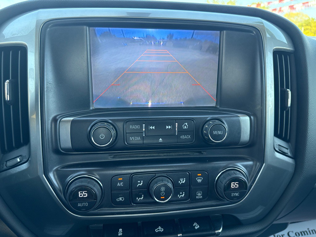 2015 Chevrolet Silverado 1500 Image 17