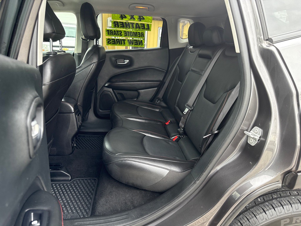 2019 Jeep Compass Image 9