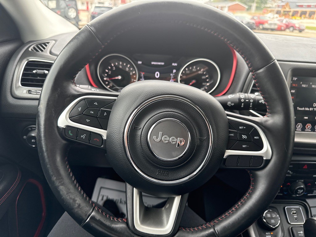 2019 Jeep Compass Image 16
