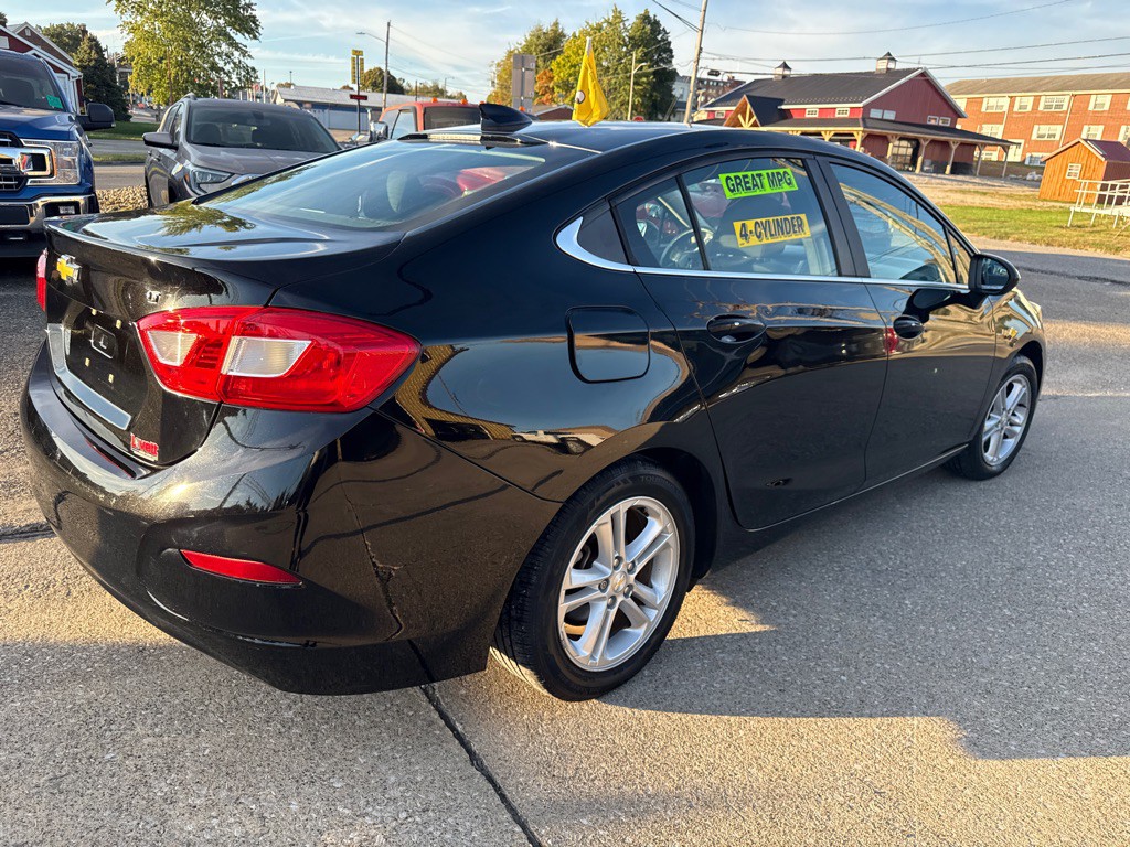 2016 Chevrolet Cruze Image 5