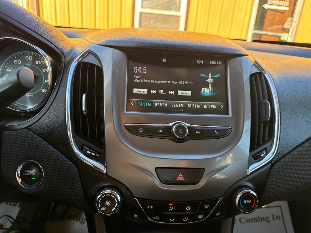 2016 Chevrolet Cruze Image 18