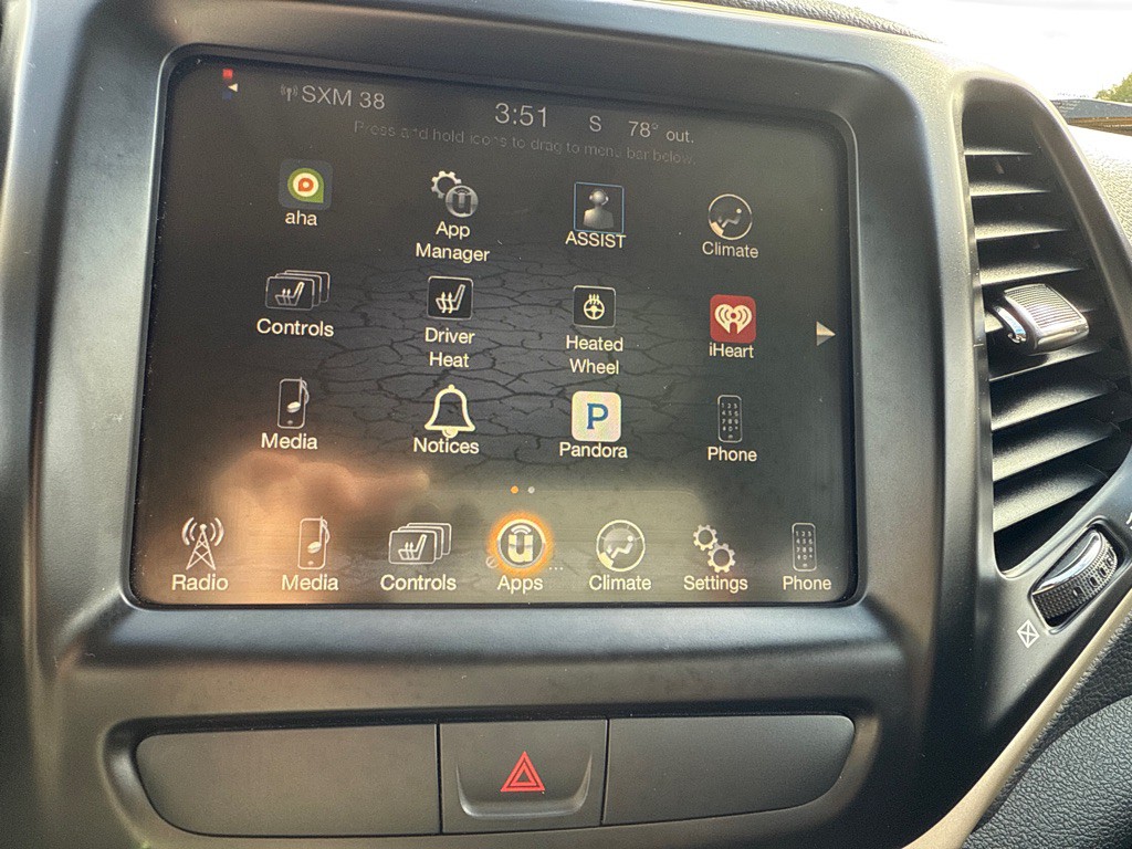 2017 Jeep Cherokee Image 20