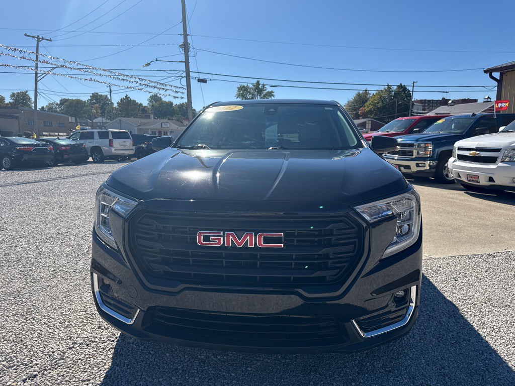 2022 GMC Terrain Image 2
