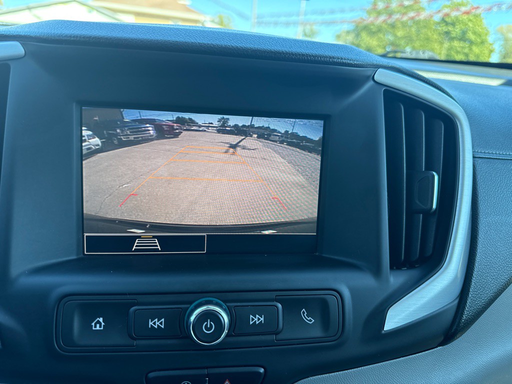 2022 GMC Terrain Image 25