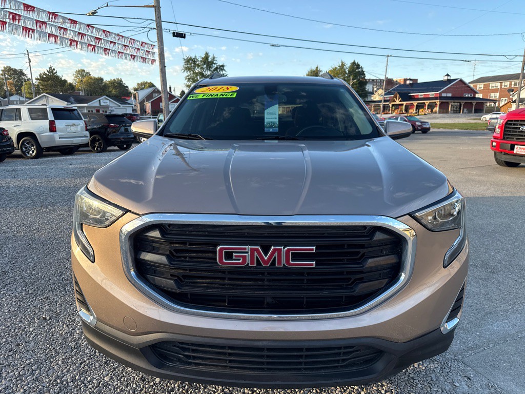 2018 GMC Terrain Image 2