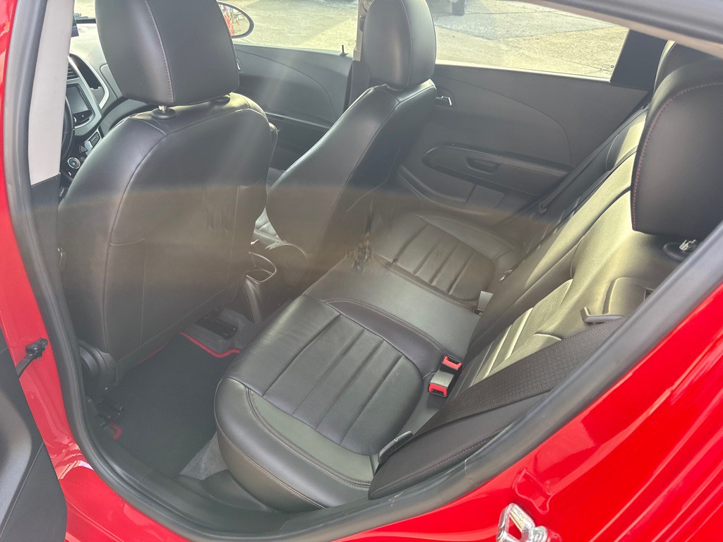 2013 Chevrolet Sonic Image 10