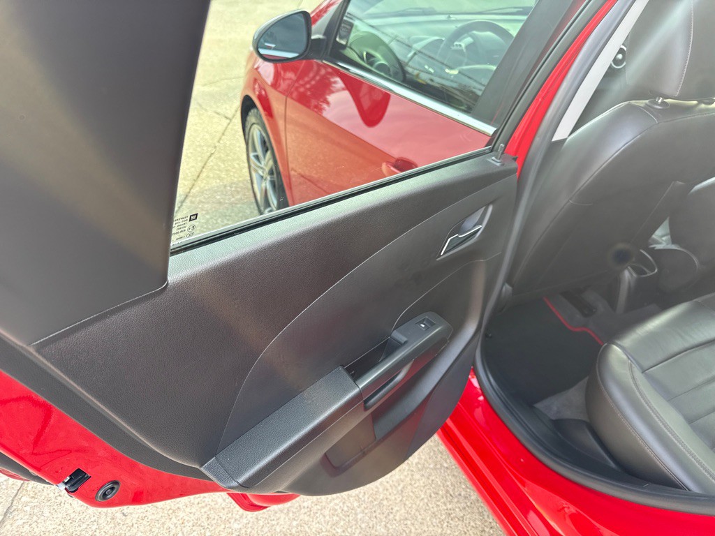 2013 Chevrolet Sonic Image 11