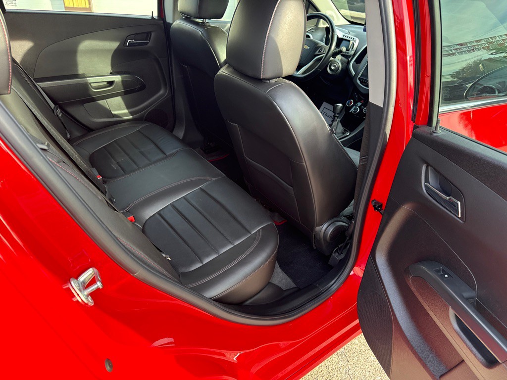 2013 Chevrolet Sonic Image 14